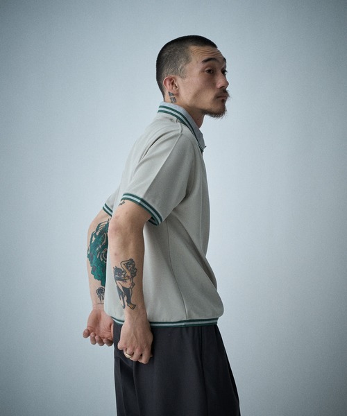 THE BOLDMAN(ザ ボールドマン)の「Active Polo Shirts / アクティブポロシャツ(ポロシャツ・メンズ・グレイッシュベージュ/ブラック/ネイビー・MEDIUM/LARGE)」の4枚目の写真
