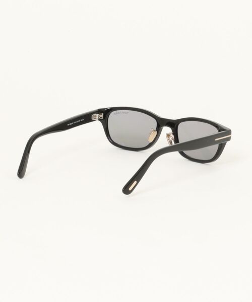 TOM FORD(トム フォード)の「【TOM FORD/トムフォード】スクエア サングラス TF1352-D 01A(サングラス・メンズ・ブラック・FREE)」の3枚目の写真