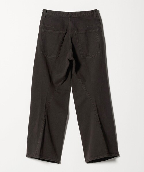 NVRFRGT(ネヴァーフォーゲット)の「<NVRFRGT>3D ツイスト ワイド ジーンズ(デニムパンツ・メンズ・ダークブラウン・2)」の2枚目の写真