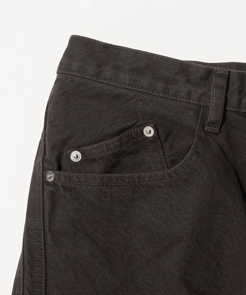 NVRFRGT(ネヴァーフォーゲット)の「<NVRFRGT>3D ツイスト ワイド ジーンズ(デニムパンツ・メンズ・ダークブラウン・2)」の4枚目の写真