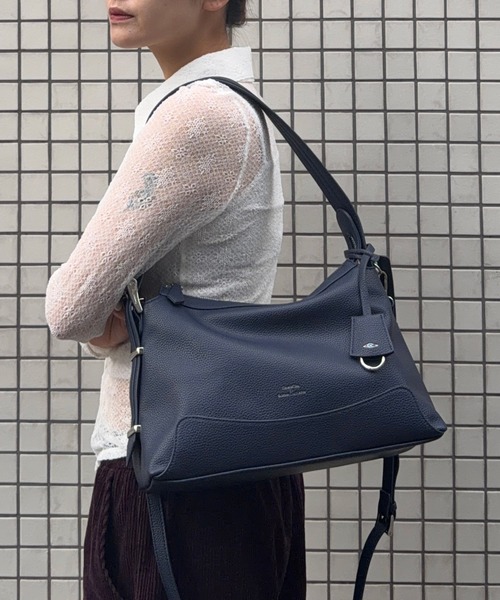 DRAW（ドロー）の「DRAW(ドロー) / ワンハンドル ショルダーバッグ Belted Hand bag（ショルダーバッグ・レディース・クリーム/ベージュ/ネイビー・FREE）」の3枚目の写真