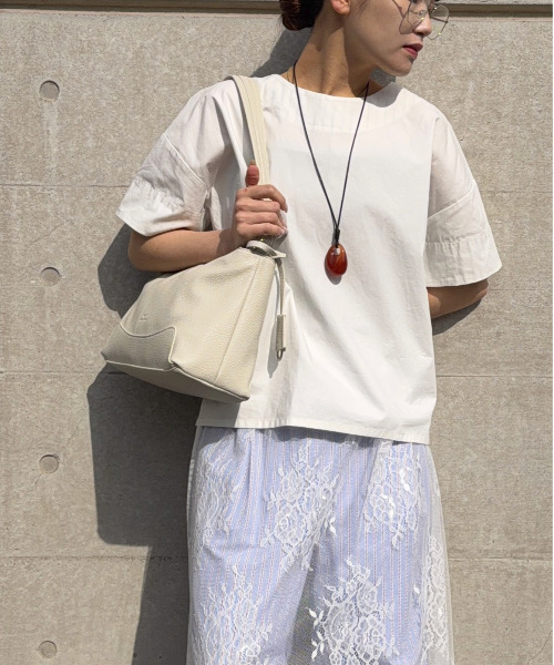 DRAW（ドロー）の「DRAW(ドロー) / ワンハンドル ショルダーバッグ Belted Hand bag（ショルダーバッグ・レディース・クリーム/ベージュ/ネイビー・FREE）」の21枚目の写真