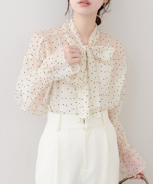 natural couture(ナチュラルクチュール)の「シアーボウタイブラウス(シャツ/ブラウス・レディース・その他4/その他3/その他2/その他1・FREE)」の6枚目の写真