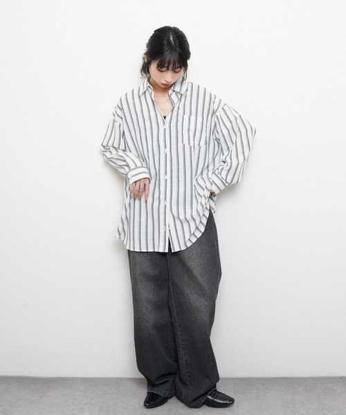 Chillfar(チルファー)の「ダブルストライプオーバーシャツ(シャツ/ブラウス・レディース・ベージュ/オフホワイト/ブラック・FREE)」の16枚目の写真