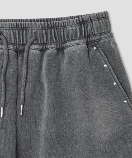 TYPESERVICE（タイプサービス）の「Washed Hotfix Shorts [Charcoal]（スウェットパンツ・レディース・その他・FREE）」の4枚目の写真