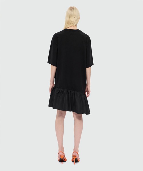 MSGM(エムエスジーエム)の「タフタフリル クルーネックワンピース(ワンピース・レディース・ブラック/ホワイト・XS/S/M)」の9枚目の写真