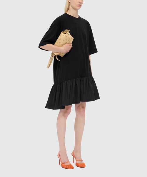 MSGM(エムエスジーエム)の「タフタフリル クルーネックワンピース(ワンピース・レディース・ブラック/ホワイト・XS/S/M)」の3枚目の写真