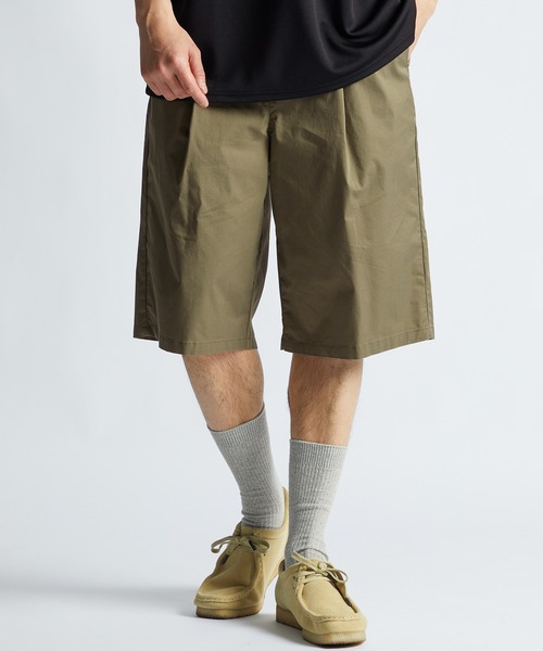 LANVIN en Bleu（ランバンオンブルー）の「ワンタック ワイドショーツ（その他パンツ・メンズ・カーキ/ブラック・48/52/50）」の3枚目の写真