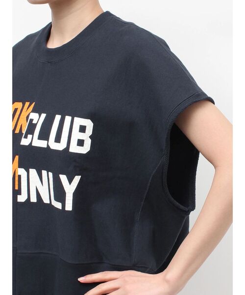 Ungrid（アングリッド）の「BOOK CLUB別注リメイクノースリスウェット（スウェット・レディース・アイボリー/ネイビー・FREE）」の18枚目の写真