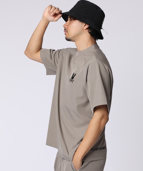 Psycho Bunny（サイコバニー）の「[WEB限定]リラックスフィット ロゴ モックネックTシャツ（Tシャツ/カットソー・メンズ・キナリ/ブラック/グレイッシュベージュ・X-LARGE/LARGE/MEDIUM/SMALL）」の11枚目の写真