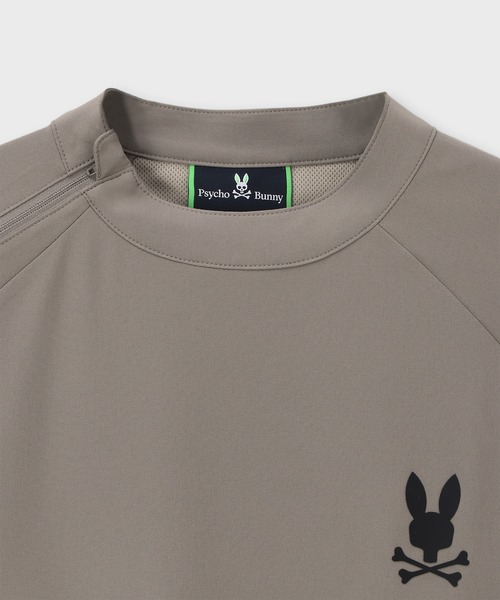 Psycho Bunny（サイコバニー）の「[WEB限定]リラックスフィット ロゴ モックネックTシャツ（Tシャツ/カットソー・メンズ・キナリ/ブラック/グレイッシュベージュ・X-LARGE/LARGE/MEDIUM/SMALL）」の16枚目の写真