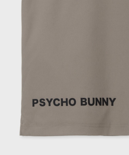 Psycho Bunny（サイコバニー）の「[WEB限定]リラックスフィット ロゴ モックネックTシャツ（Tシャツ/カットソー・メンズ・キナリ/ブラック/グレイッシュベージュ・X-LARGE/LARGE/MEDIUM/SMALL）」の19枚目の写真