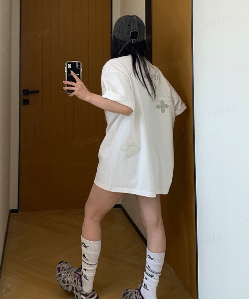 Dalfwin（ダールフィン）の「韓国ファッション RICECAKEフラワーパッチハーフジップ半袖Tシャツ（Tシャツ/カットソー・レディース・ブラック/グレー/ホワイト・FREE）」の14枚目の写真