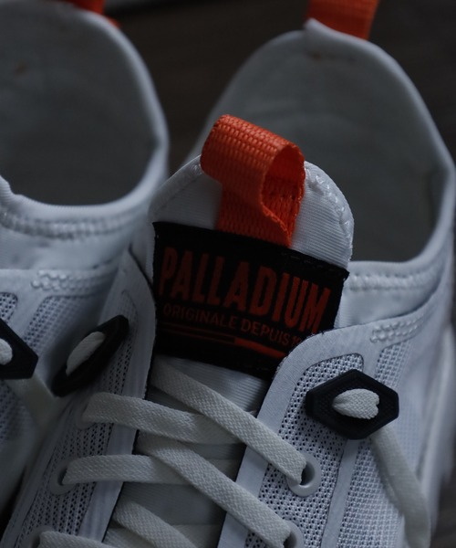 PALLADIUM（パラディウム）の「PAMPA LT TRAVEL LO VT スニーカー（スニーカー・レディース・ブラック/ホワイト・29cm/28cm/27.5cm/27cm/26.5cm/26cm/25.5cm/24.5cm/24cm/25cm/23cm/22.5cm）」の7枚目の写真