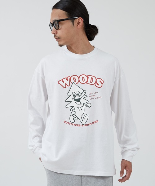 Woods(ウッズ)の「【WOODS】別注 プリント 長袖Tシャツ(Tシャツ/カットソー・メンズ・ホワイト系1/グレー/ベージュ系1/ホワイト系/ブラック/ホワイト/ブラック系1/カーキ系/ブラック系・X-LARGE/LARGE/MEDIUM/SMALL)」の4枚目の写真