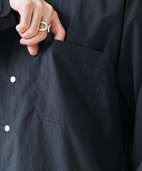 GLOSTER(グロスター)の「【ニューベーシック】ワッシャーポプリンシャツ ロングスリーブ(シャツ/ブラウス・メンズ・オフホワイト/サックスブルー/チャコールグレー・M/L/S)」の21枚目の写真