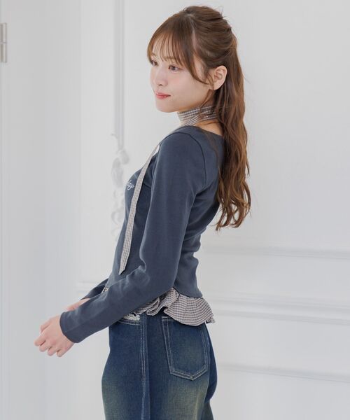 ems excite(エムズエキサイト)の「タイ付チェックフリルカットソー(Tシャツ/カットソー・レディース・チャコールグレー/ナチュラル/ダークブルー・FREE)」の12枚目の写真