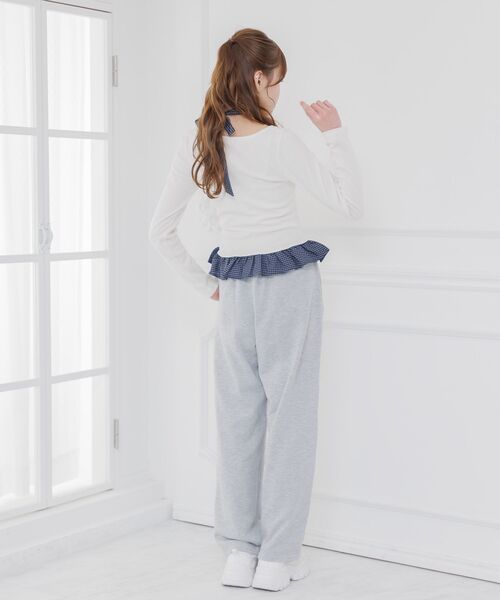 ems excite(エムズエキサイト)の「タイ付チェックフリルカットソー(Tシャツ/カットソー・レディース・チャコールグレー/ナチュラル/ダークブルー・FREE)」の17枚目の写真