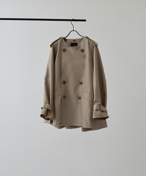 08sircus（ゼロエイトサーカス）の「[08sircus/ゼロハチサーカス]Giza cotton short trench coat（トレンチコート・レディース・ブラック/ベージュ・1）」の4枚目の写真