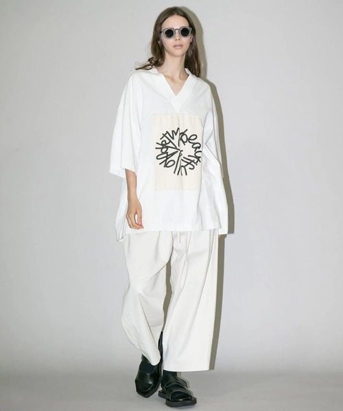 my beautiful landlet(マイビューティフルランドレット)の「【my beautiful landlet】 USA COTTON V-NECK BIG T-SHIRT - print(Tシャツ/カットソー・メンズ・オフホワイト/グレー/チャコールグレー/ブラック・FREE)」の1枚目の写真