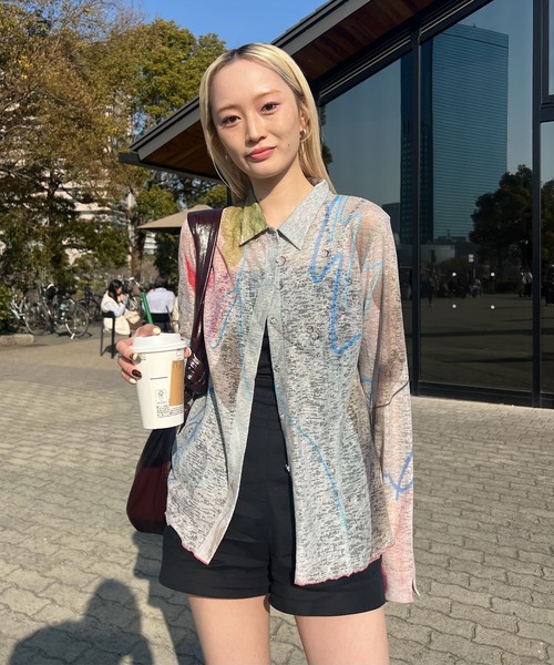 Ameri(アメリ)の「GEL ART CUT SHIRT(シャツ/ブラウス・レディース・ライトブルー/カーキ・FREE)」の15枚目の写真