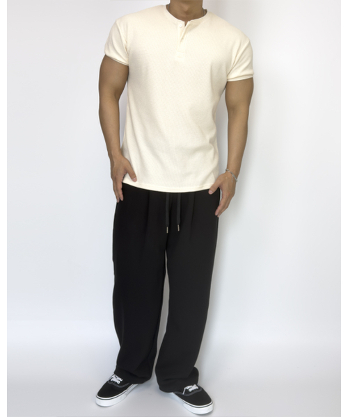 PACIENCIA(パシエンシア)の「マッスルフィットワッフルヘンリーネック半袖 IVORY(Tシャツ/カットソー・メンズ・その他・X-LARGE/XX-LARGE/LARGE)」の2枚目の写真