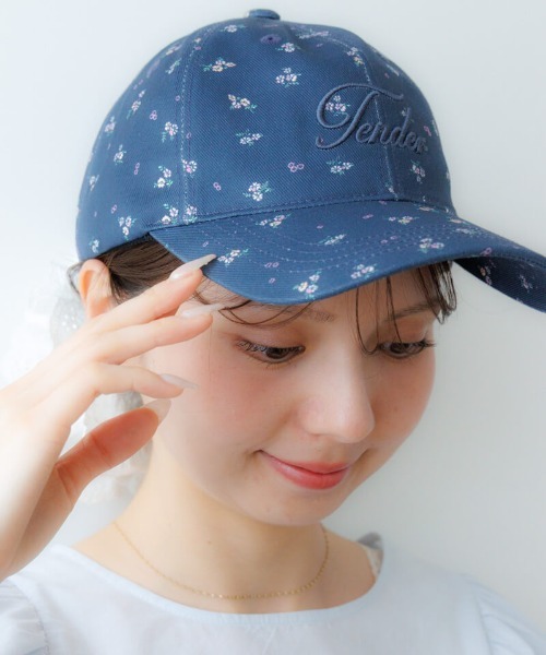 flower(フラワー)の「フラワーテンダーキャップ2(キャップ・レディース・ホワイト/ネイビー・FREE)」の2枚目の写真