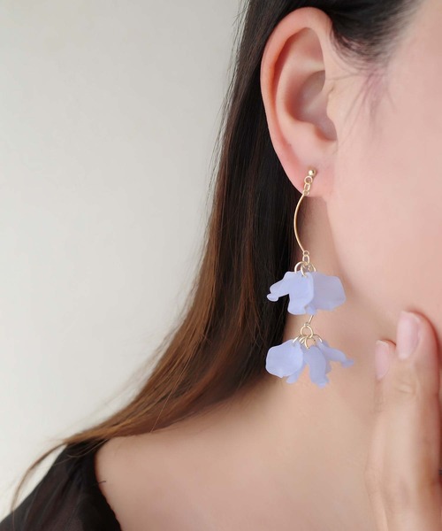 CERCA(チェルカ)の「jolie minette /ゆれるフリル2連 ロング ピアス/アレルギー対応(ピアス(両耳用)・レディース・チェリーピンク/ブルー/ホワイト・FREE)」の12枚目の写真