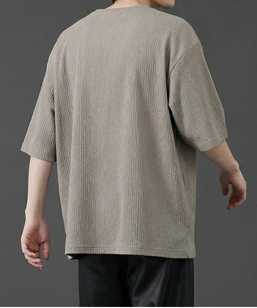 revertical（リバーティカル）の「ワッフル素材Vネック半袖Tシャツ／リラックスシルエット（Tシャツ/カットソー・メンズ・ブラック/グレイッシュベージュ/ブルーグリーン・SMALL/LARGE/MEDIUM）」の10枚目の写真