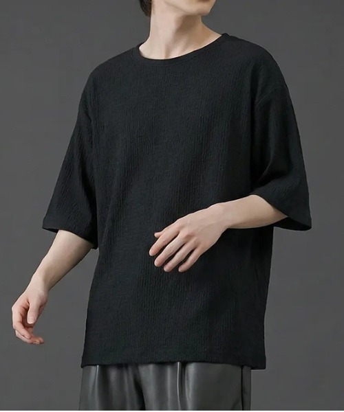revertical（リバーティカル）の「ワッフル素材Vネック半袖Tシャツ／リラックスシルエット（Tシャツ/カットソー・メンズ・ブラック/グレイッシュベージュ/ブルーグリーン・SMALL/LARGE/MEDIUM）」の5枚目の写真
