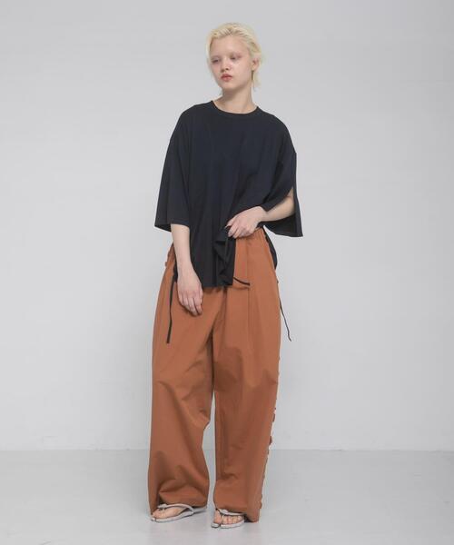 LAATO(ラート)の「shirring over tee(Tシャツ/カットソー・レディース・ブラウン/ネイビー/イエロー・FREE)」の10枚目の写真