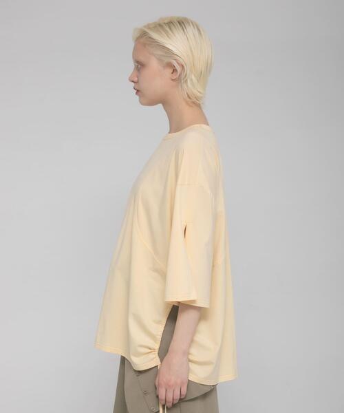 LAATO(ラート)の「shirring over tee(Tシャツ/カットソー・レディース・ブラウン/ネイビー/イエロー・FREE)」の18枚目の写真