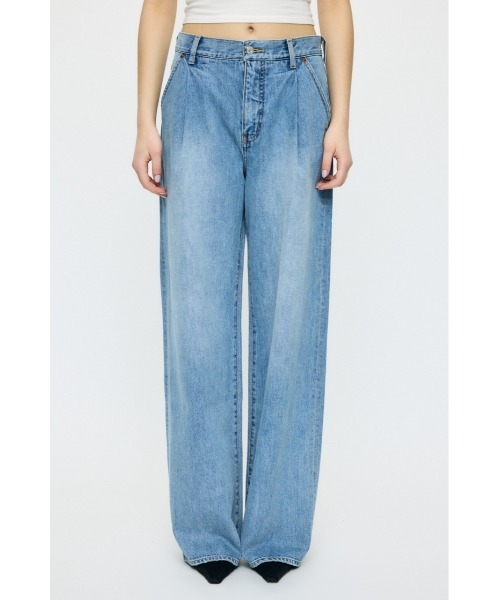 TUCK WIDE LIGHT STRAIGHT（デニムパンツ）｜MOUSSY（マウジー）の