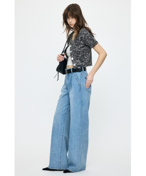 MOUSSY(マウジー)の「TUCK WIDE LIGHT STRAIGHT(デニムパンツ・レディース・ワンウォッシュ/ライトブルー・0/1/2)」の5枚目の写真