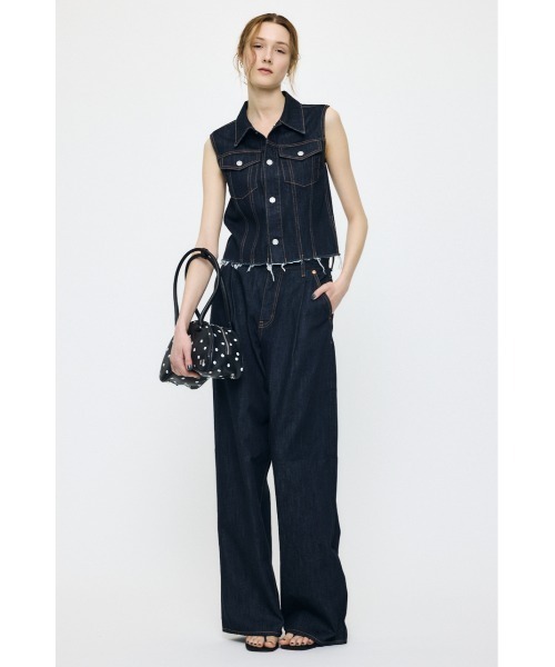 MOUSSY(マウジー)の「TUCK WIDE LIGHT STRAIGHT(デニムパンツ・レディース・ワンウォッシュ/ライトブルー・0/1/2)」の18枚目の写真