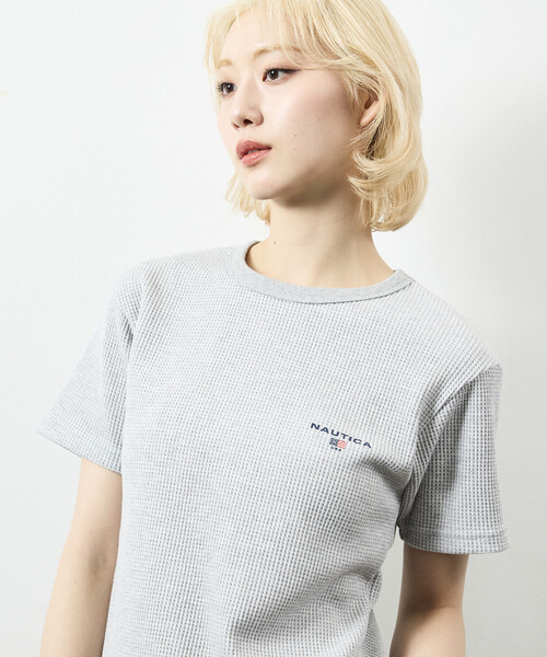 NAUTICA(ノーティカ)の「NAUTICA/ノーティカ Essentials タイトフィット S/S クルーネック ワッフルTシャツ(Tシャツ/カットソー・メンズ・ブラック/グレー/ホワイト/チャコールグレー・LARGE/MEDIUM/SMALL/X-LARGE/XX-LARGE)」の17枚目の写真