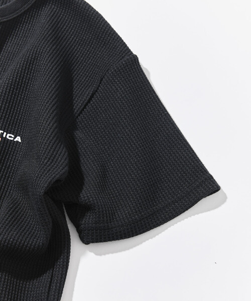 NAUTICA(ノーティカ)の「NAUTICA/ノーティカ Essentials タイトフィット S/S クルーネック ワッフルTシャツ(Tシャツ/カットソー・メンズ・ブラック/グレー/ホワイト/チャコールグレー・LARGE/MEDIUM/SMALL/X-LARGE/XX-LARGE)」の21枚目の写真