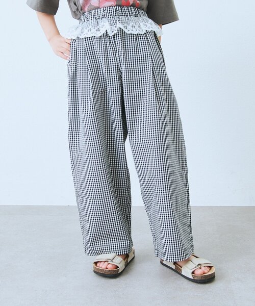 CIAOPANIC TYPY（チャオパニックティピー）の「【KIDS】【ZOZO限定】レースレイヤードギンガムチェックパンツ（その他パンツ・キッズ・サックスブルー/ブラック・130/150/110）」の2枚目の写真