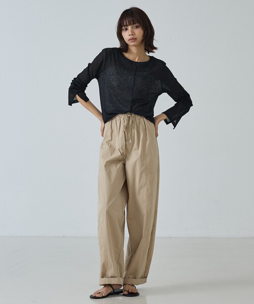 abahouse mavie(アバハウスマヴィ)の「【ヘルシーな透け感】シアーフライスロンT(Tシャツ/カットソー・レディース・モカ/アイボリー/サックスブルー/ブラック/オフホワイト・フリー)」の19枚目の写真