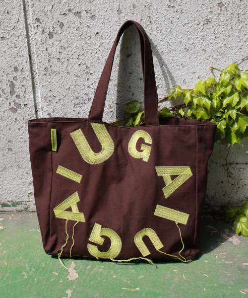 IUGAMAKARAS（イウガマカラス）の「IUGA Big Shopper Bag (Brown)（エコバッグ/サブバッグ・レディース・その他・FREE）」の11枚目の写真