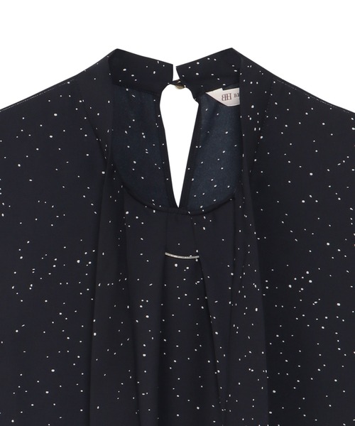 TOKYO SHIRTS（トウキョウシャツ）の「接触冷感 ジョーゼット ボウタイ ブラウス 半袖（シャツ/ブラウス・レディース・ネイビー/ベージュ・M/L/LL）」の12枚目の写真