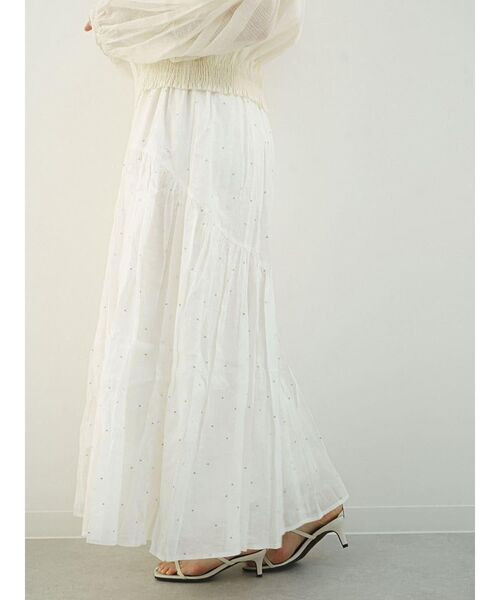 FIKA.（フィーカ）の「Square dot gather skirt（スカート・レディース・ブラック/オフホワイト・MEDIUM）」の4枚目の写真