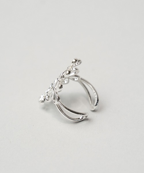 MAISON SPECIAL(メゾンスペシャル)の「《UNISEX》Multi-flower Motif Ring/マルチフラワーモチーフリング【MAISON SPECIAL/メゾンスペシャル】(リング・メンズ・シルバー・FREE)」の4枚目の写真