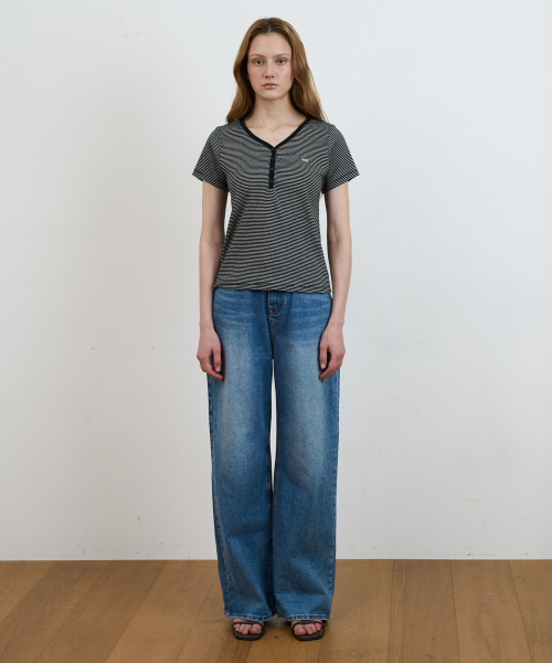 DEHEVE（デヘヴェ）の「Stripe Henley Neck T-shirt [Black]（Tシャツ/カットソー・レディース・ブラック・OS）」の10枚目の写真