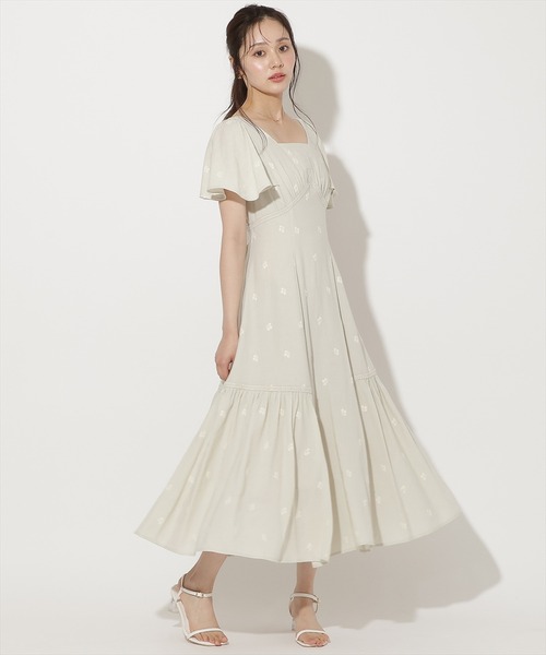 WILLSELECTION(ウィルセレクション)の「小花刺繍フレアスリーブワンピース(ワンピース・レディース・ダークブラウン/グリーン/ブラック/アイボリー・FREE)」の2枚目の写真