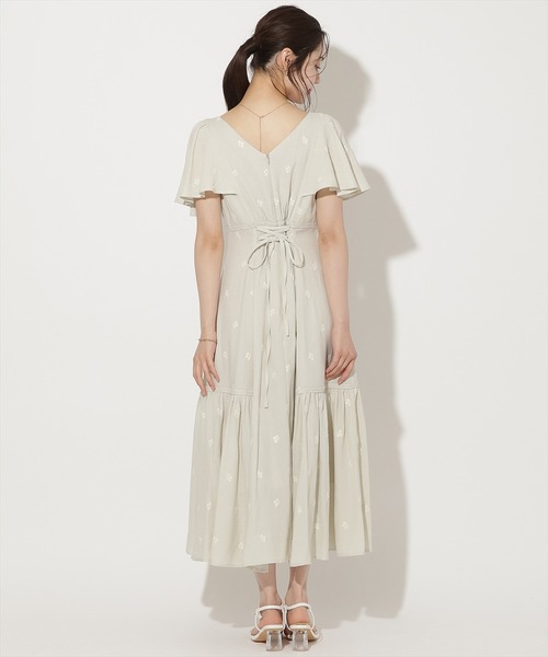 WILLSELECTION(ウィルセレクション)の「小花刺繍フレアスリーブワンピース(ワンピース・レディース・ダークブラウン/グリーン/ブラック/アイボリー・FREE)」の7枚目の写真