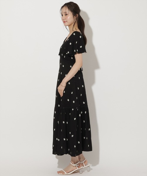 WILLSELECTION(ウィルセレクション)の「小花刺繍フレアスリーブワンピース(ワンピース・レディース・ダークブラウン/グリーン/ブラック/アイボリー・FREE)」の13枚目の写真