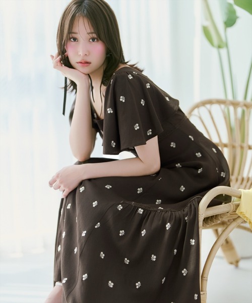 WILLSELECTION(ウィルセレクション)の「小花刺繍フレアスリーブワンピース(ワンピース・レディース・ダークブラウン/グリーン/ブラック/アイボリー・FREE)」の18枚目の写真