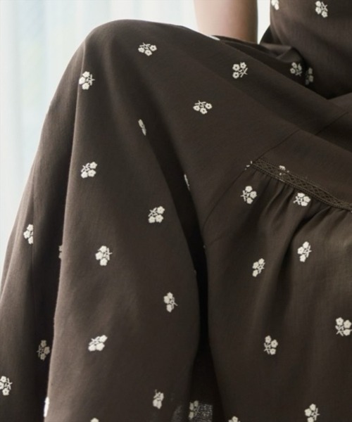WILLSELECTION(ウィルセレクション)の「小花刺繍フレアスリーブワンピース(ワンピース・レディース・ダークブラウン/グリーン/ブラック/アイボリー・FREE)」の20枚目の写真