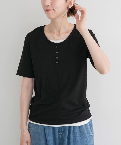 ITEMS URBANRESEARCH(アイテムズ アーバンリサーチ)の「リブレイヤード風Tシャツ(Tシャツ/カットソー・レディース・ブラック/モカ/グレー・FREE)」の5枚目の写真